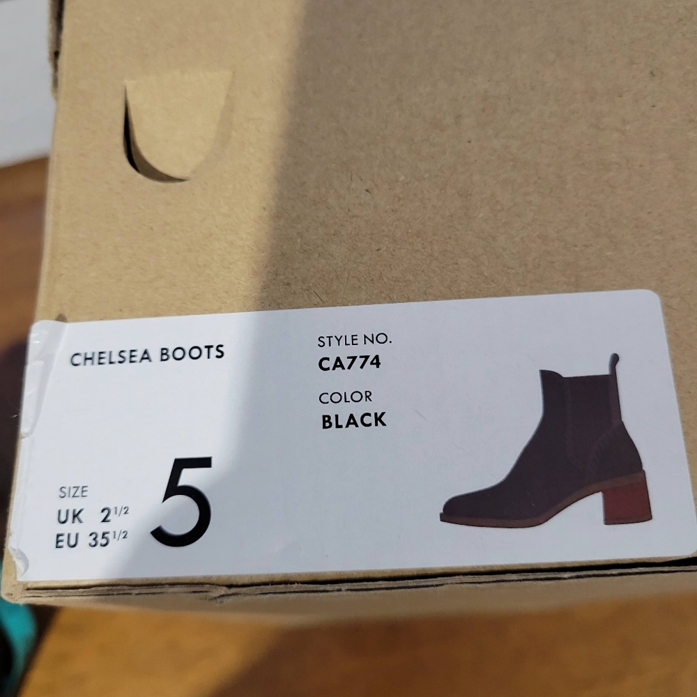 J Crew Factory Chelsea boots CA774 Size 5 Brown $188 Retail - Picture 8 of 8